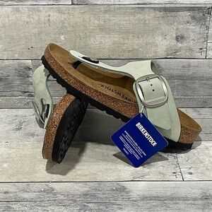 BIRKENSTOCK Gizeh Big Buckle Nubuck Leather Sandals - Matcha - SZ - 7-7.5 .US